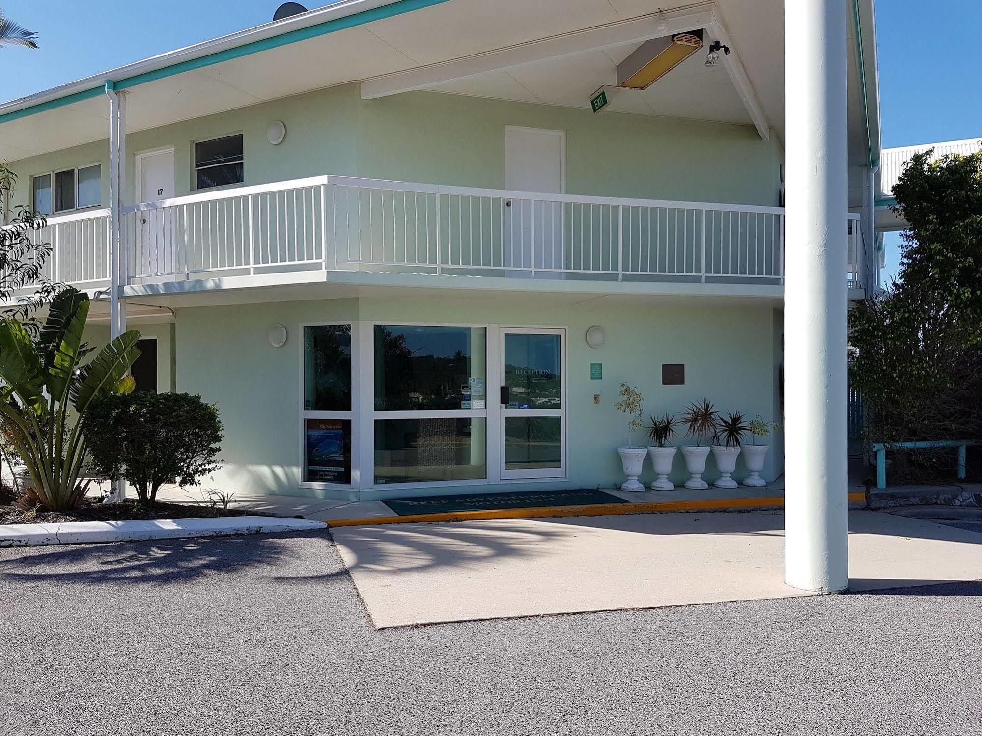 Reef Adventureland Motor Inn 태넘 샌즈 외부 사진